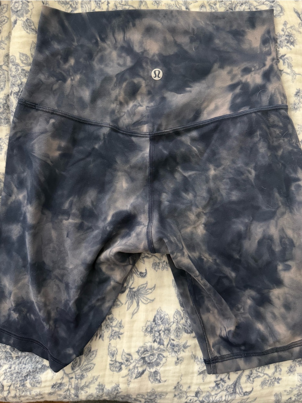 Lululemon Biker Shorts + Sports Bra Bundle – Size 6 / Small - Picture 5 of 12
